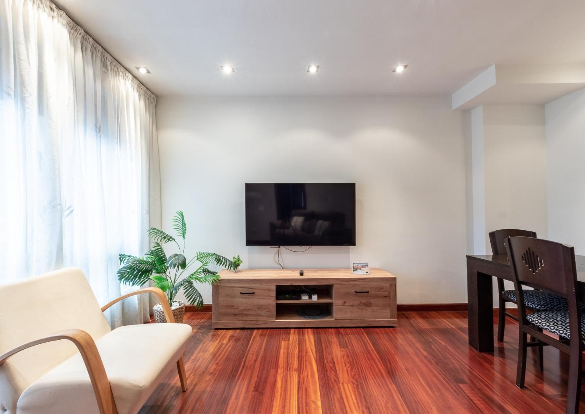Apartamento Amplio Y Acogedor Junto A Plaza Zabalburu Bilbao Exterior foto